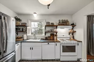 195 Hepburn Rd, Hamden, CT 06517 - Photo 21