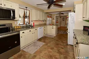 183 Phoenix St, Vernon, CT 06066 - Photo 11