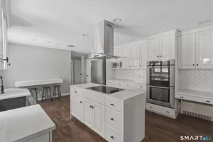 35 W Ridge Dr, West Hartford, CT 06117 - Photo 7