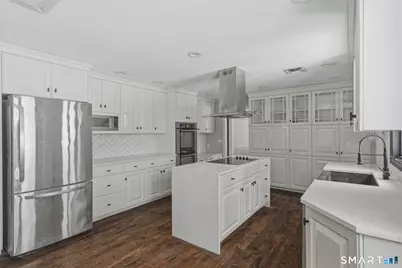 35 West Ridge Drive, West Hartford, CT 06117 - Photo 9