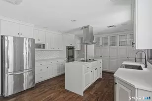 35 W Ridge Dr, West Hartford, CT 06117 - Photo 9