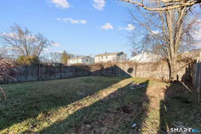 7 Ipswich Street, West Haven, CT 06516 - Photo 9