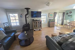 18 N Lake Shore Dr, Brookfield, CT 06804 - Photo 9