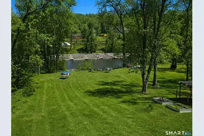 18 North Lake Shore Drive, Brookfield, CT 06804 - Photo 7