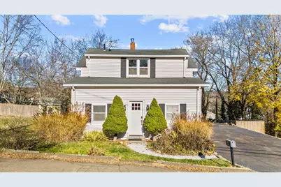 4 Bellview Road, Branford, CT 06405 - Photo 1