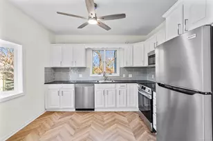 4 Bellview Rd, Branford, CT 06405 - Photo 11