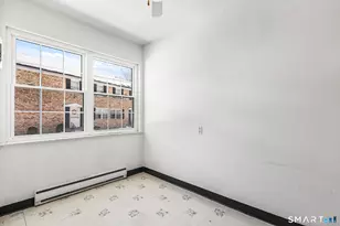 39 Woodway Rd, Stamford, CT 06907 - Photo 9