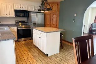 225 Stonecrest Dr, Bristol, CT 06010 - Photo 7