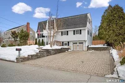 8 Hickory Drive, Montville, CT 06370 - Photo 5