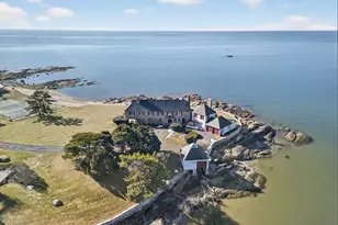 39 Vineyard Pl, Guilford, CT 06437 - Photo 37