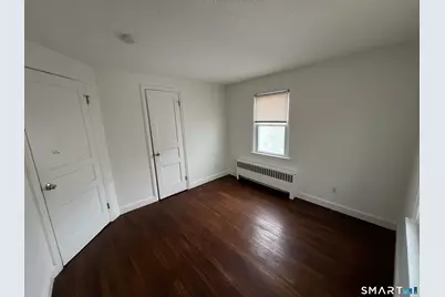 100 Lorraine Street, Bridgeport, CT 06604 - Photo 15