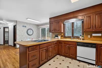 1 Dunsinane Road, Brookfield, CT 06804 - Photo 9
