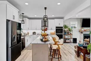 126 Harvard Pl, Burlington, CT 06013 - Photo 5