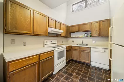 411 Heritage Village #B, Southbury, CT 06488 - Photo 7