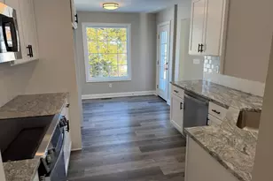 39 Westminster Ave, Shelton, CT 06484 - Photo 13