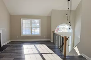 39 Westminster Ave, Shelton, CT 06484 - Photo 9