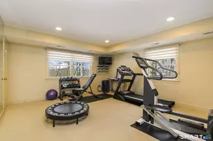 71 Heming Way, Stamford, CT 06903 - Photo 37