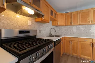 150 Towne House Rd, Hamden, CT 06514 - Photo 13