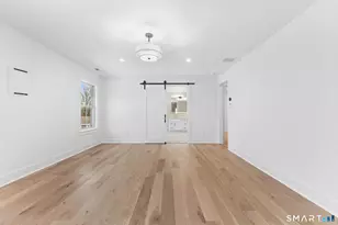 150 Wildwood Rd, Stamford, CT 06903 - Photo 31