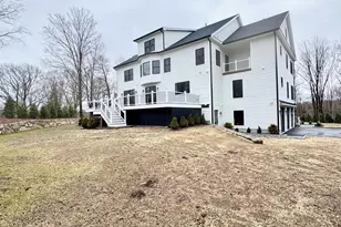 150 Wildwood Rd, Stamford, CT 06903 - Photo 37