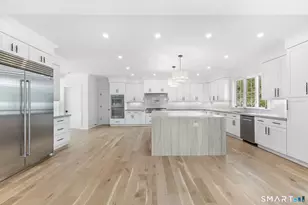 150 Wildwood Rd, Stamford, CT 06903 - Photo 17