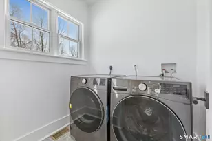 150 Wildwood Rd, Stamford, CT 06903 - Photo 29