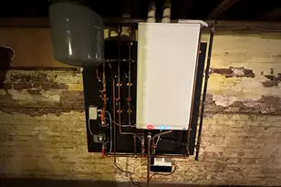 60 Tariff St, Enfield, CT 06082 - Photo 13