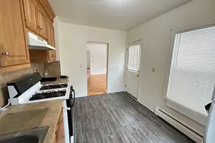 60 Tariff St, Enfield, CT 06082 - Photo 3