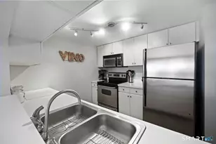 127 Greyrock Pl, Stamford, CT 06901 - Photo 7