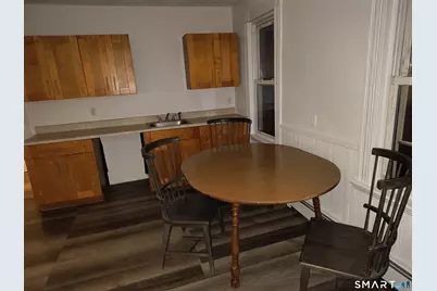 318 Center Street, Bridgeport, CT 06604 - Photo 7