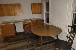 318 Center St, Bridgeport, CT 06604 - Photo 7