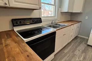 11 Roberts St, Bristol, CT 06010 - Photo 7