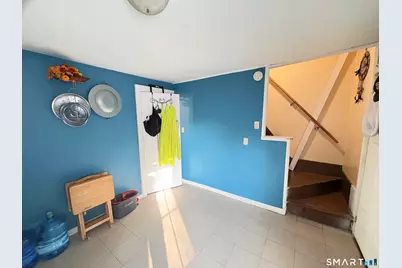 121 Willow Street, Meriden, CT 06450 - Photo 17