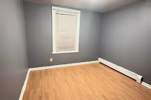 121 Willow St, Meriden, CT 06450 - Photo 5