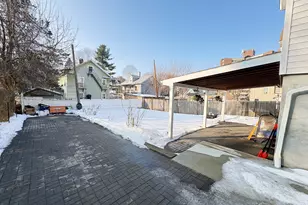 121 Willow St, Meriden, CT 06450 - Photo 39