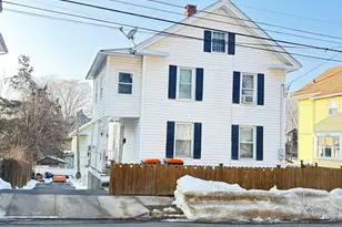 121 Willow St, Meriden, CT 06450 - Photo 1