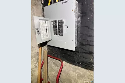 121 Willow Street, Meriden, CT 06450 - Photo 35