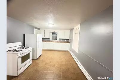 121 Willow Street, Meriden, CT 06450 - Photo 9