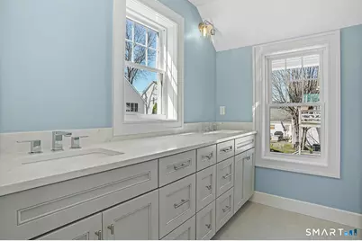 279 Spruce Street, Fairfield, CT 06890 - Photo 17