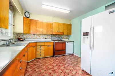 7 Longview Road, Newtown, CT 06482 - Photo 15