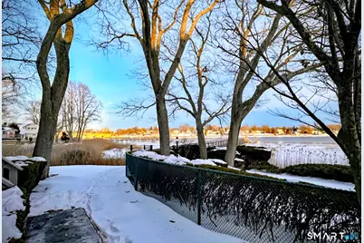 42 Ferry Court #42, Stratford, CT 06615 - Photo 5