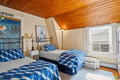 94 Neptune Avenue, New London, CT 06320 - Photo 21