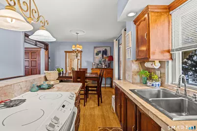 94 Neptune Avenue, New London, CT 06320 - Photo 15