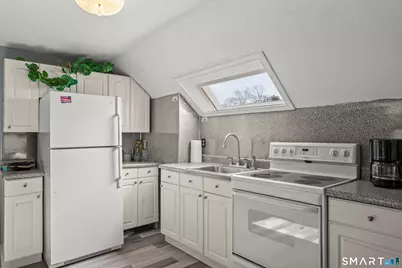 94 Neptune Avenue, New London, CT 06320 - Photo 27