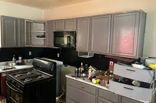 14 North St, Meriden, CT 06451 - Photo 9