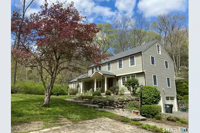 14 Dinglebrook Lane, Newtown, CT 06470 - Photo 3