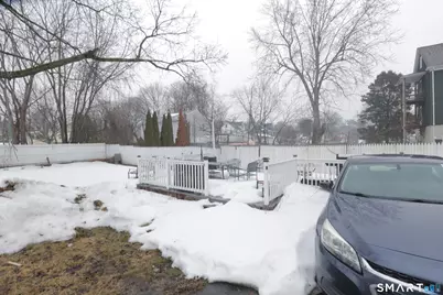 80 Collins Street, New Britain, CT 06051 - Photo 17