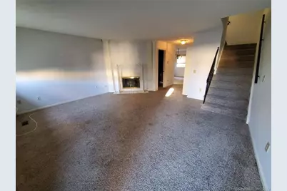 27 Crows Nest Lane #6D, Danbury, CT 06810 - Photo 5