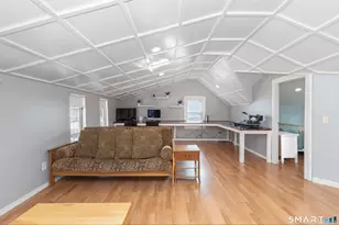 578 Beechmont Ave, Bridgeport, CT 06606 - Photo 19