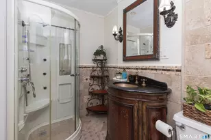 578 Beechmont Ave, Bridgeport, CT 06606 - Photo 37